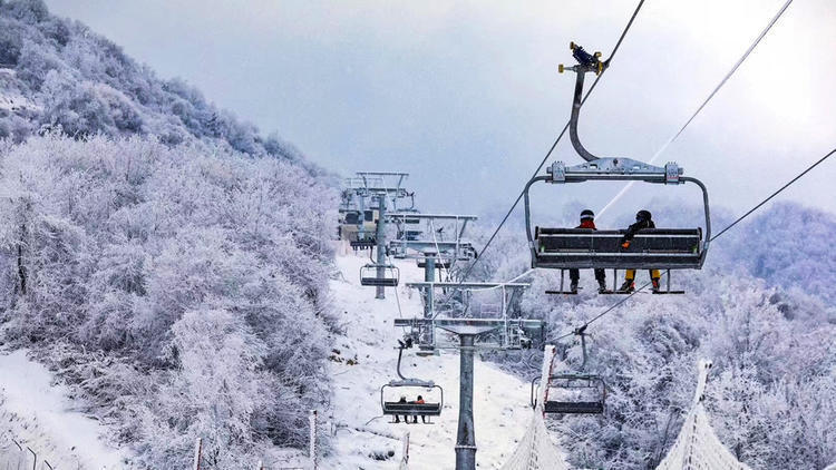 九游体育网站：2024西安滑雪胜地冬天来西安放肆滑雪鳌山场最新攻略鳌山旅游攻略-游侠客旅行(图7)