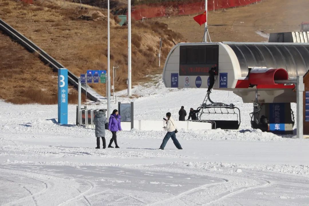 马鬃山冰雪有“奇缘”(图3)