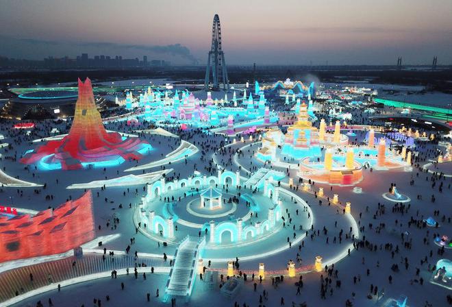 假日复盘厉新建等：2024年春节假期冰雪旅游“热辣滚烫”(图2)