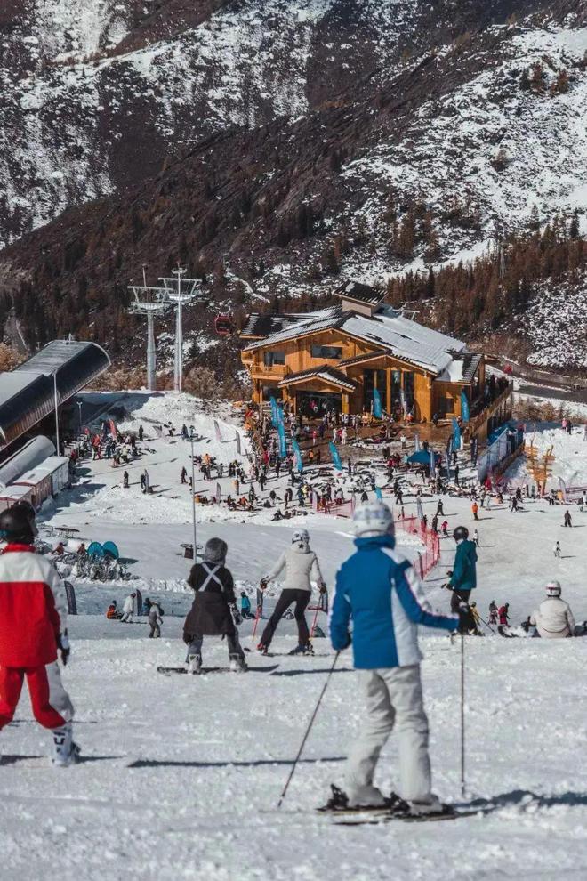 又到滑雪季！一起解锁冬日top级滑雪胜地(图11)