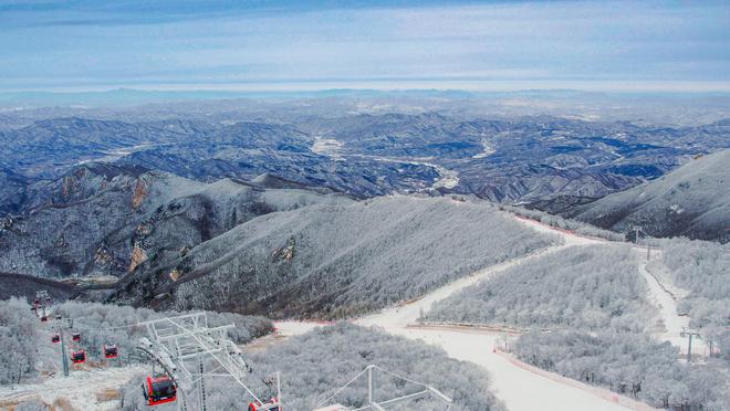 国家级滑雪旅游度假地金山岭滑雪旅游度假区(图2)