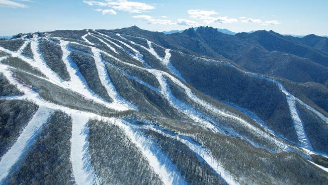 国家级滑雪旅游度假地金山岭滑雪旅游度假区(图1)