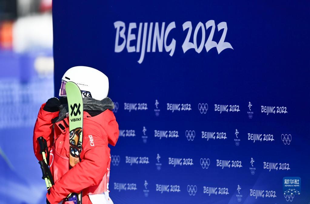 九游体育网站：自由式滑雪女子U型场地技巧决赛赛况(图1)