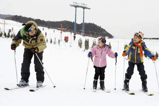 九游体育网站：又到一年滑雪季冰雪运动知识你真的了解吗？(图1)