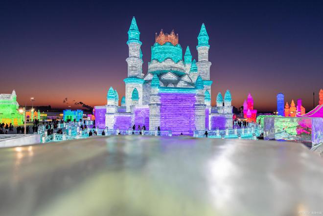 3天两晚的哈尔滨冰雪大世界旅游价格冰雪大世界旅游3天2晚多少(图1)