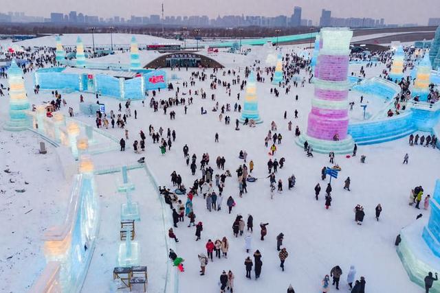 让冷资源热起来冰雪经济逐步升温(图1)