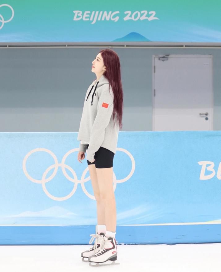 冰雪健儿携手芊芳源传递健康与活力(图1)