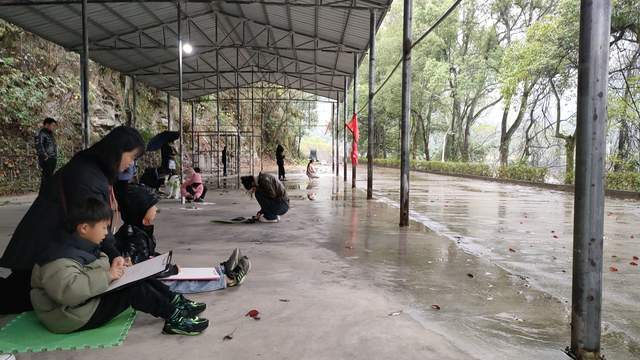 常德慢时光“滑雪·绘画写生周末亲子营”首期营圆满结束(图1)