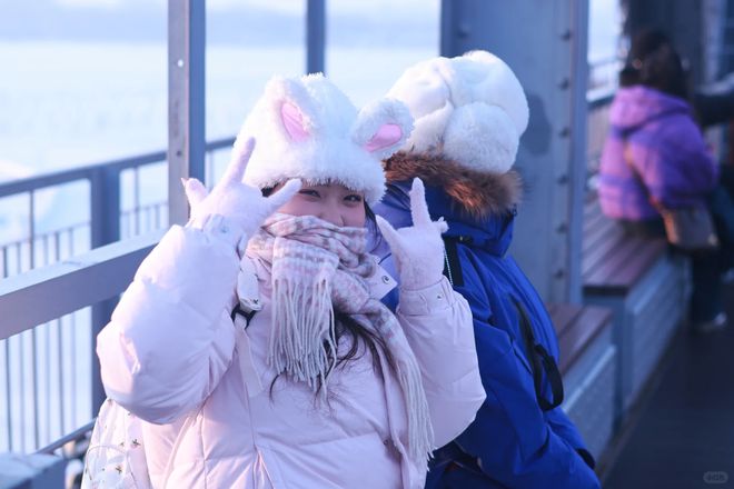 九游体育网站：东北几月份去比较好玩去东北雪乡最佳游玩时间避坑攻略(图1)