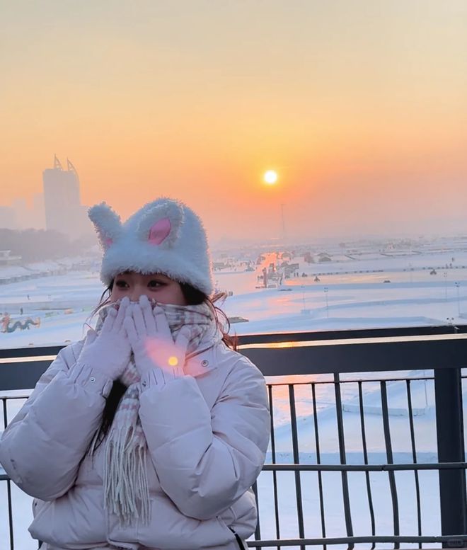 九游体育网站：东北几月份去比较好玩去东北雪乡最佳游玩时间避坑攻略(图2)