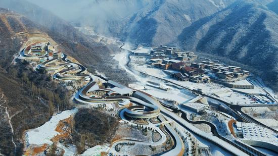 九游体育：雪季“开板”进行时这份全国滑雪地图请收好(图5)