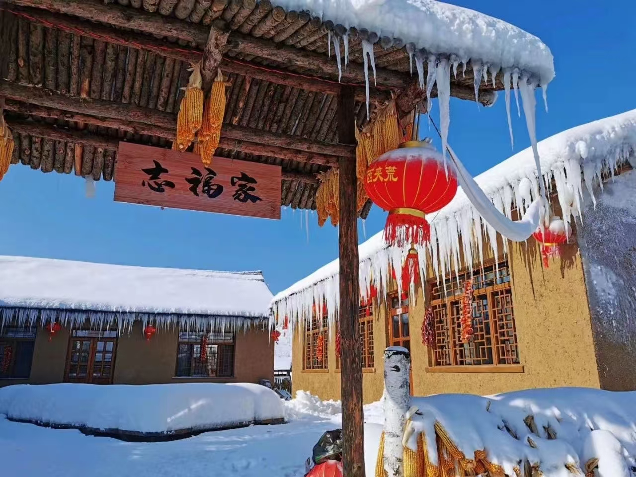 九游体育网站：“滑雪摇篮冰雪地标”通化市做足“冰雪+”迎接新雪季(图8)