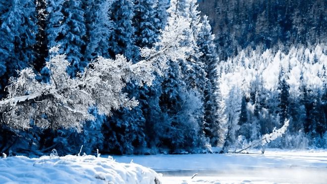 九游体育网站：布尔津县：一城冰雪百里秀(图3)