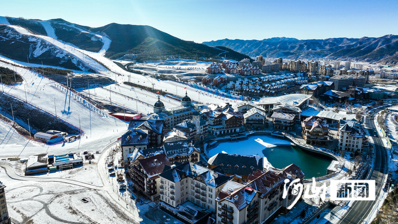 张家口领衔“十大滑雪热门城市”！富龙滑雪场入选打车需求热门场(图1)