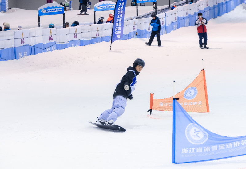 九游体育：南方滑雪渐热_中国网(图3)