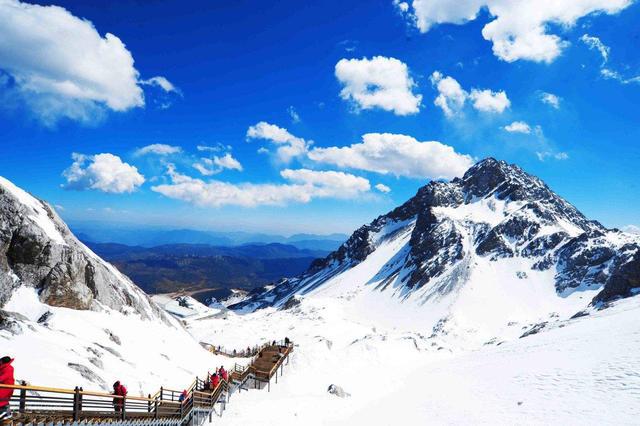 5座国内知名的滑雪圣地每一处都让人流连忘返有你想去的吗？(图9)