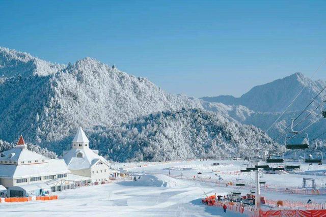 5座国内知名的滑雪圣地每一处都让人流连忘返有你想去的吗？(图12)
