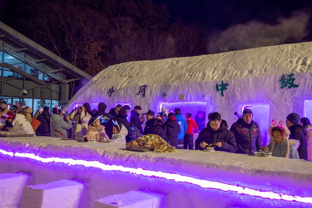 雪舞秀闪耀新雪季净月潭滑雪场中级道开启夜场模式(图4)