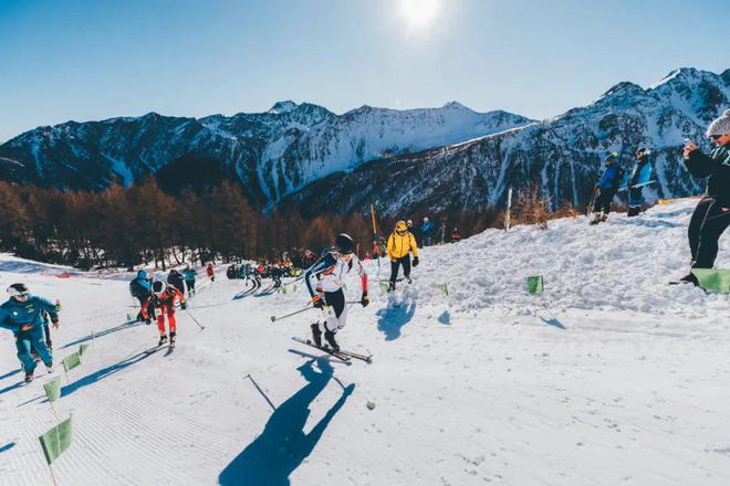 九游体育网站：登山滑雪：滑雪的nextlevel(图5)