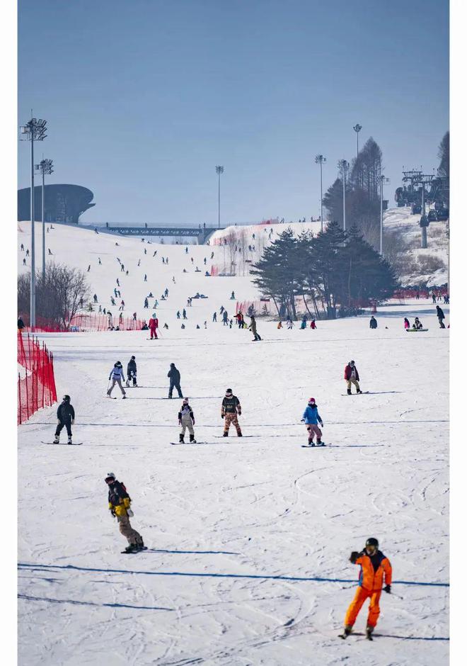 吉林：承载着新中国首批高山滑雪运动的冰雪记忆！(图3)