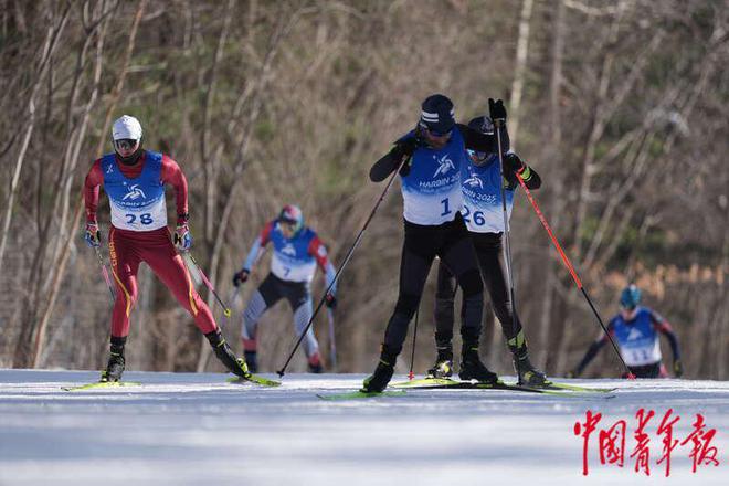 九游体育：宝林等4名中国选手亮相亚冬会男子越野滑雪10公里比赛(图1)