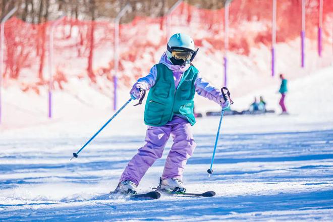 崇礼云顶·滑雪冬令营奥运冠军雪场顶级配置体验独特的冰雪乐趣！(图3)