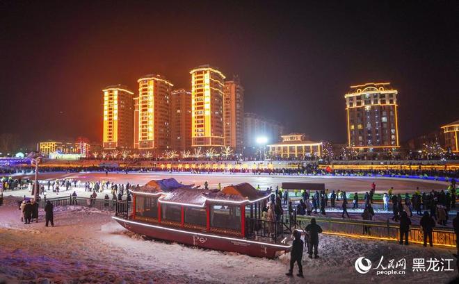 “林都”伊春：冰天雪地“热”经济(图2)