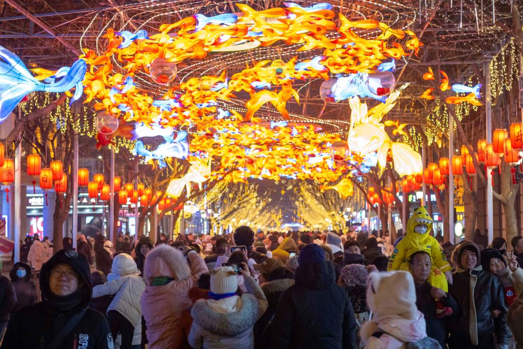 九游体育：哈尔滨冰雪季接待游客突破9000万人次(图2)