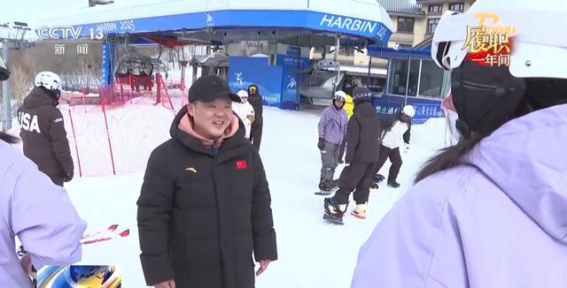 九游体育网站：履职一年间丨在冰场上调研滑雪教练把基层冰雪运动“好声音”带到全国两会(图1)