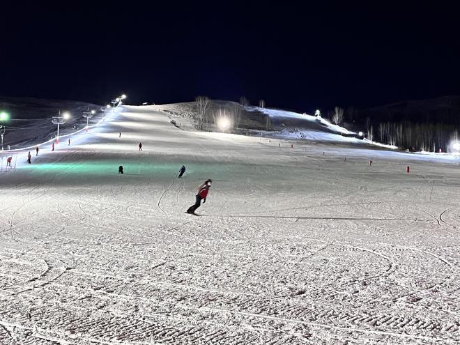 国家级滑雪旅游度假地“冷资源”变“热产业”牙克石打造四季旅游全场景(图3)