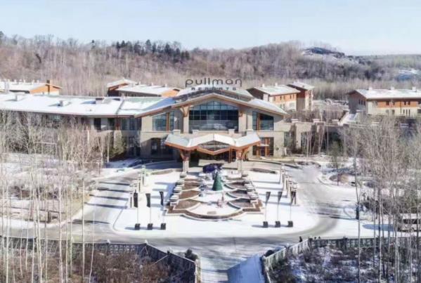又能滑雪又能泡温泉的地方有哪些(图2)