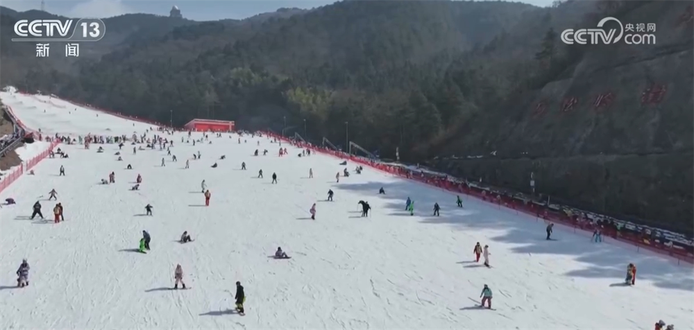 大江南北“热”度非凡冰雪旅游持续升温刷新经济新活力(图4)