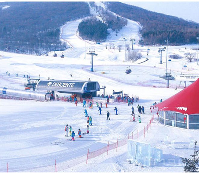 盘点国内各大滑雪场封存了一年的滑雪板是时候重出江湖了！(图2)