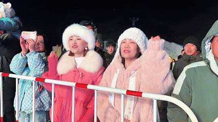 九游体育：过年还在愁没地去？白山冰雪旅游直接把年味拉满！(图4)