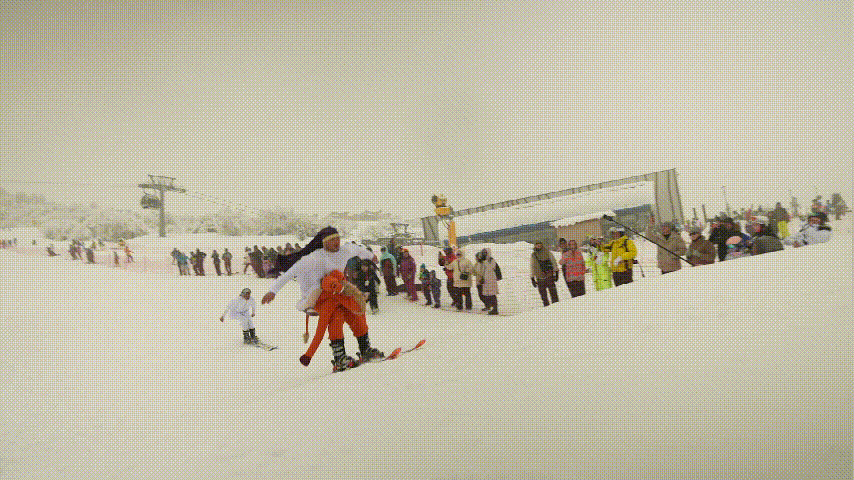 九游体育网站：离离原上谱滑雪比赛能有多离谱？(图12)