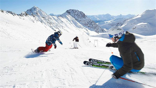 盘点中国十大评分较高的滑雪胜地(图1)