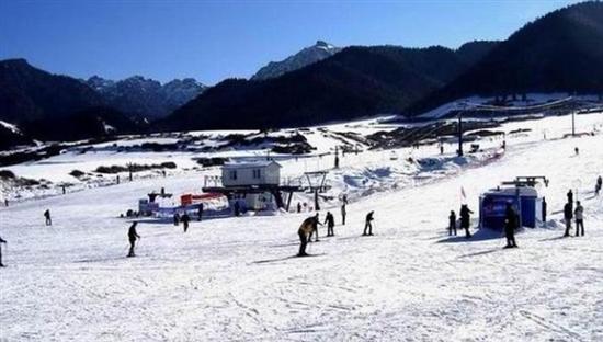 九游体育：冬季耍雪国内最佳十大滑雪胜地(图7)