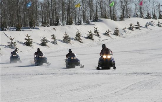 九游体育：冬季耍雪国内最佳十大滑雪胜地(图8)