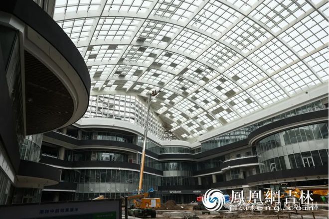 全国垂直落差最大的室内滑雪场、东北首座大型恒温热带室内雨林(图3)