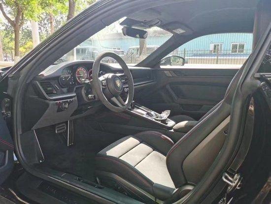 25款保时捷911顶级跑车店内现车最新价格120万分期优惠10万(图5)