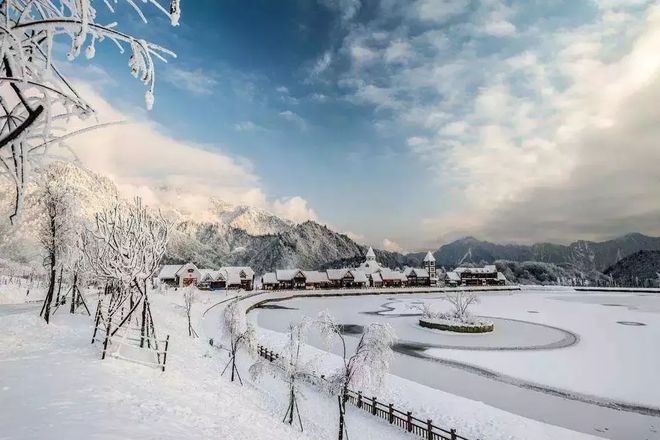 冬季撒欢全攻略：国内八大滑雪胜地嗨到停不下来！(图26)
