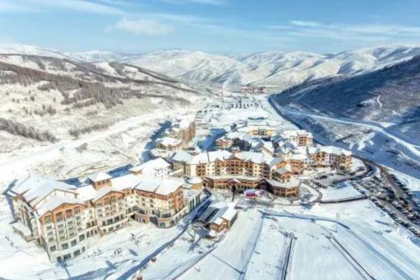 国内有哪些适合滑雪的地方(图1)
