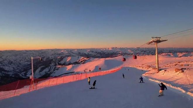 “中国雪都”：雪道与美景并存风景这边独好！(图3)