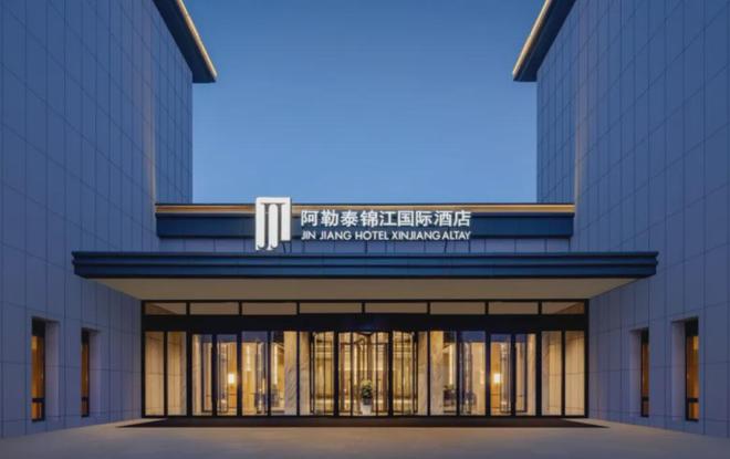 从民宿爆满到品牌扎堆：阿勒泰能否承载“第二个丽江”的野心？(图6)