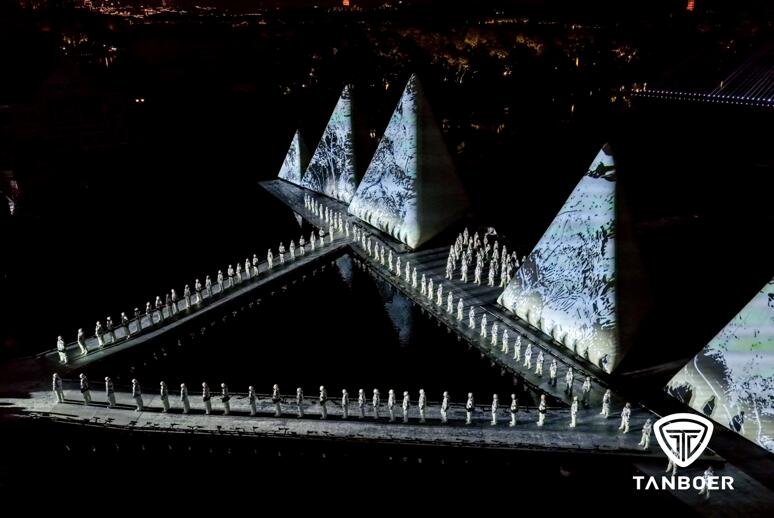 “雪舞山巅”：以冰雪为起点TANBOER坦博尔迈向场景化户外新未来(图1)