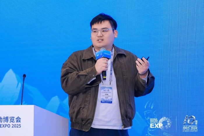 荟萃冰雪装备智者共探产业创新路径2025冬博会冰雪装备产业创新发展论坛圆满举办(图8)