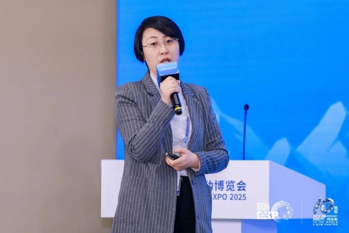 荟萃冰雪装备智者共探产业创新路径2025冬博会冰雪装备产业创新发展论坛圆满举办(图7)