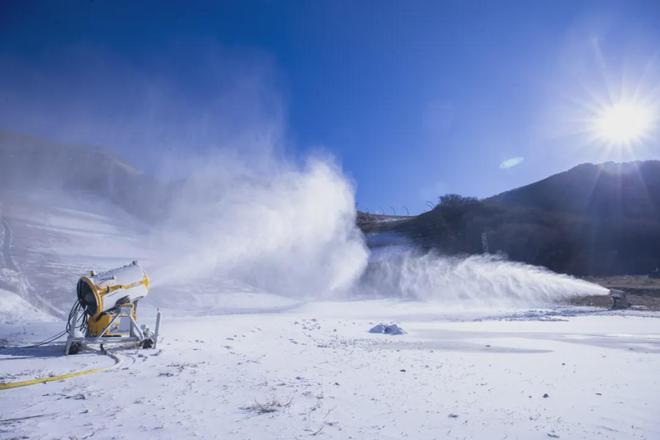 九游体育：延庆“雪飞燕”正式开启2024-2025雪季造雪工作(图1)