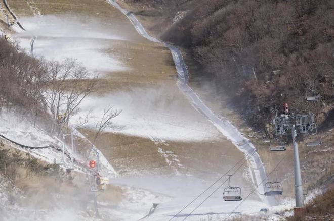 九游体育：延庆“雪飞燕”正式开启2024-2025雪季造雪工作(图3)