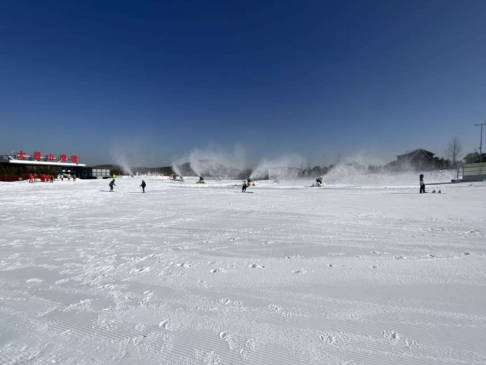2025年下半年滑雪场地全方位推荐与选择指南(图3)